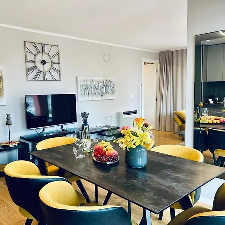Διαμέρισμα Adria Ambasador